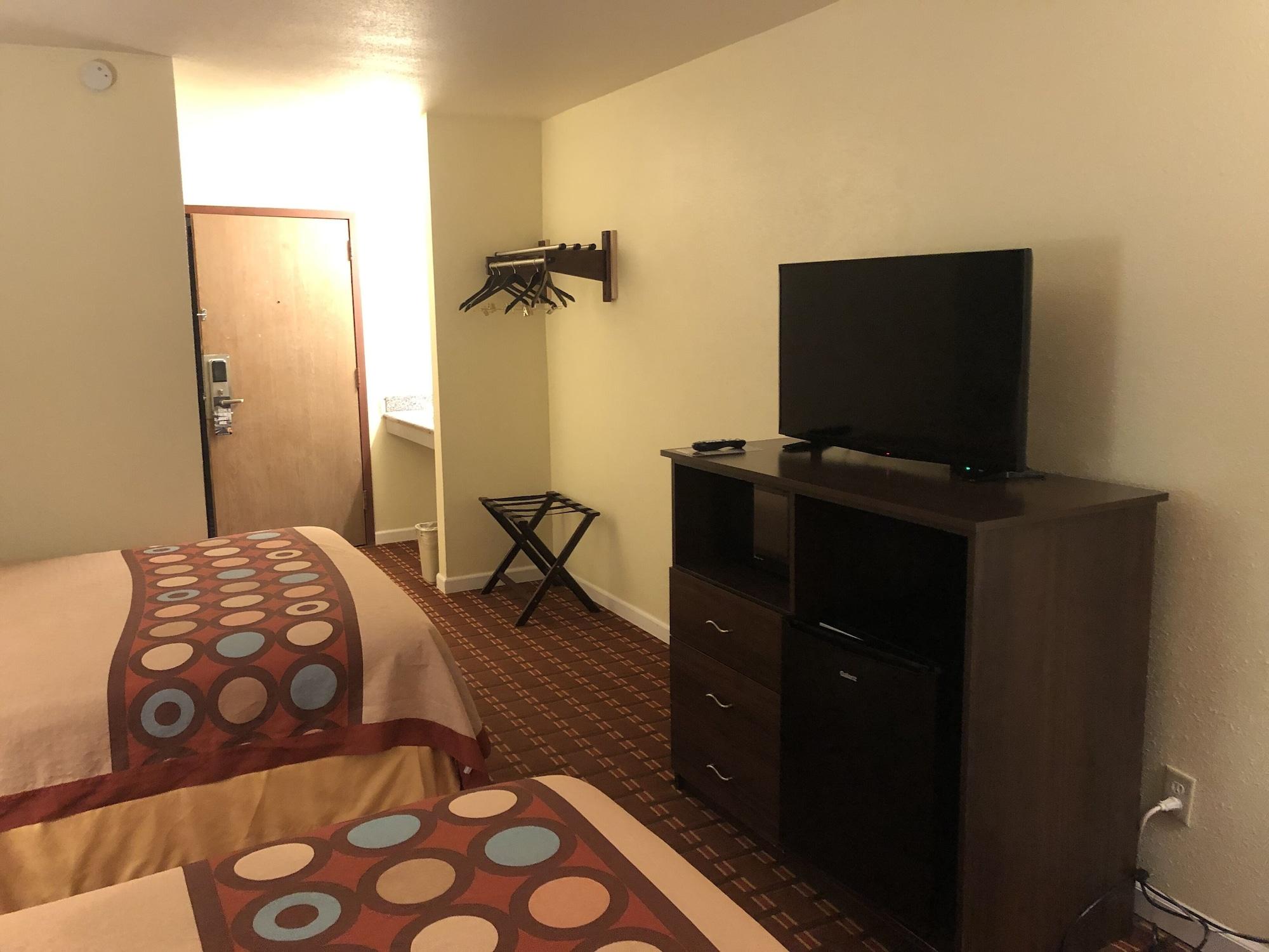 Super 8 By Wyndham Plover Stevens Point Area المظهر الخارجي الصورة